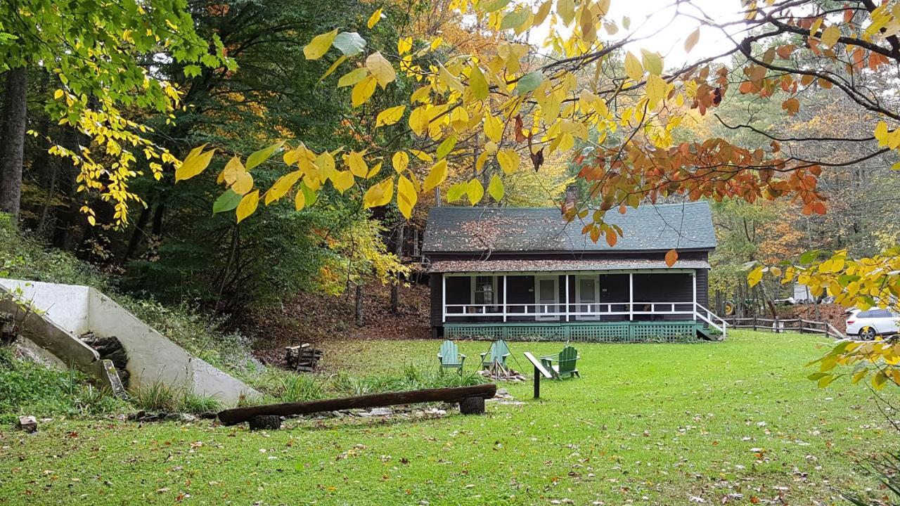 The Cabins At Healing Springs Crumpler Экстерьер фото