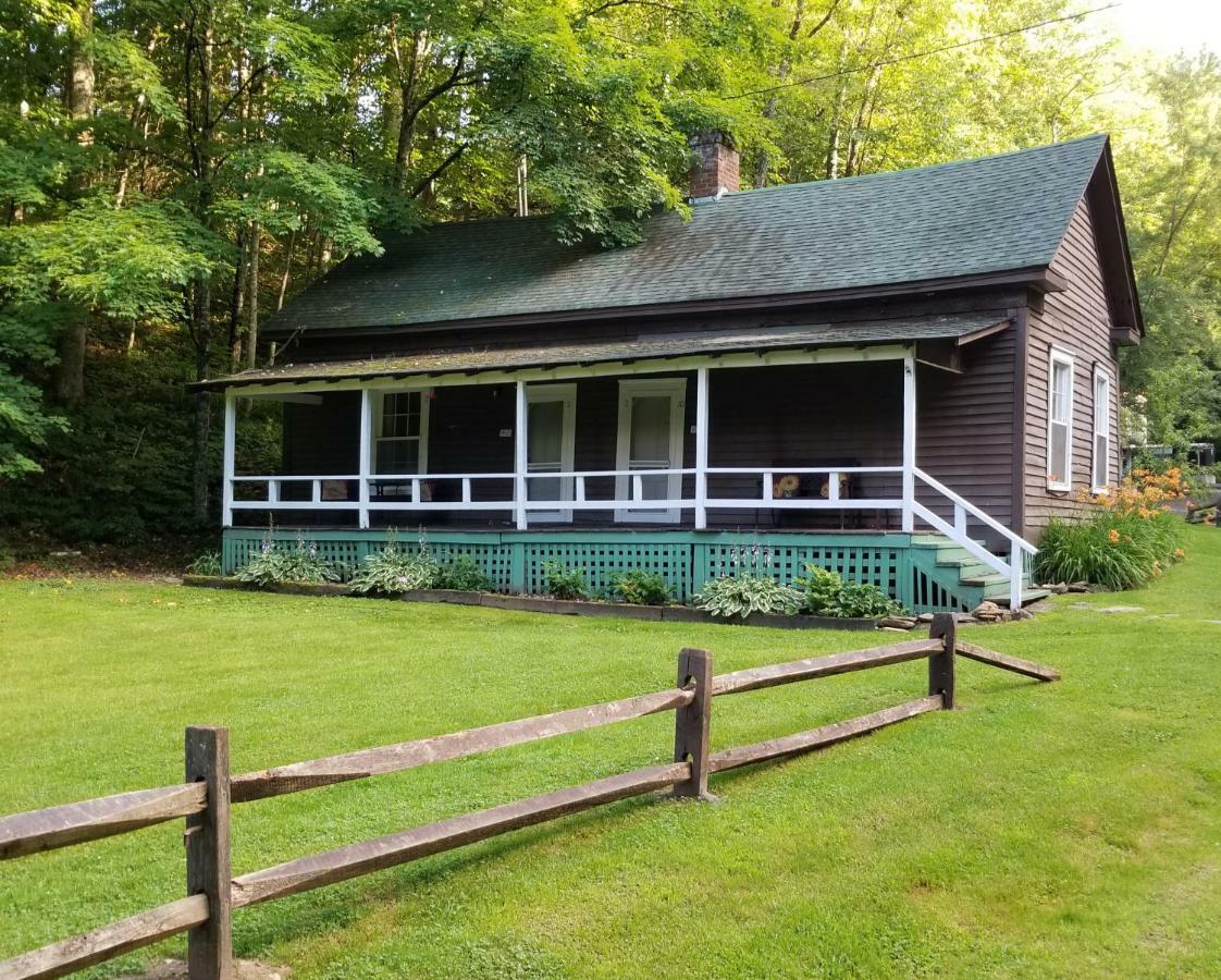 The Cabins At Healing Springs Crumpler Экстерьер фото